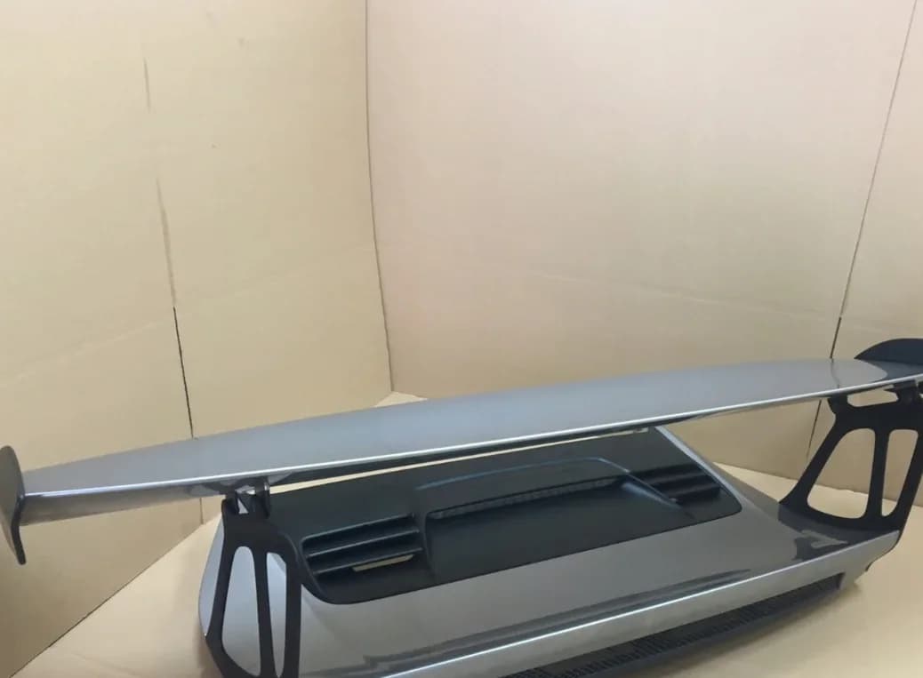 Pièce de réemploi Aileron Porsche Gt3 Rs Lift