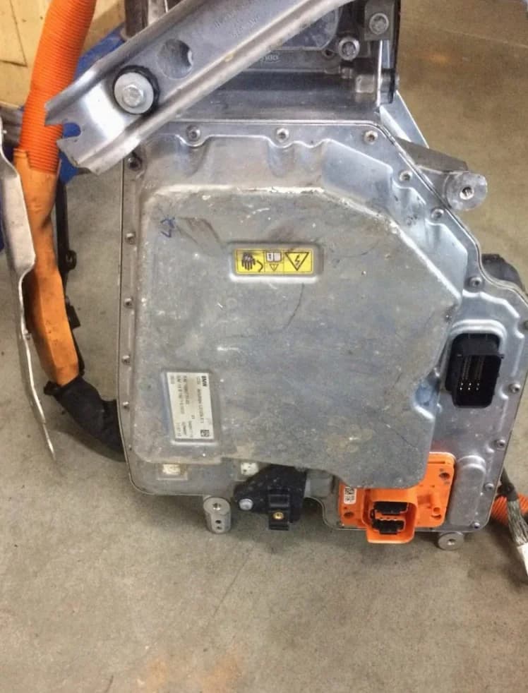 Pièce de réemploi Batterie Accumulateur Bmw X5 F15 4 0