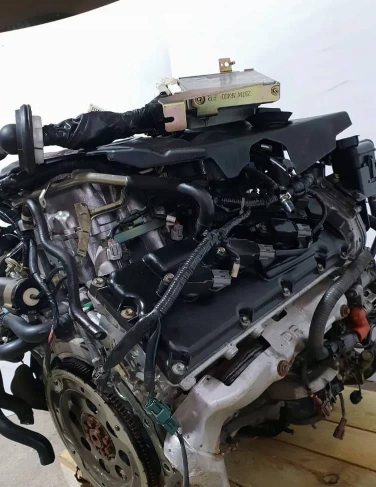 Pièce de réemploi Bloc Moteur Complet Nissan 4 5 V8 Vk45 Infiniti