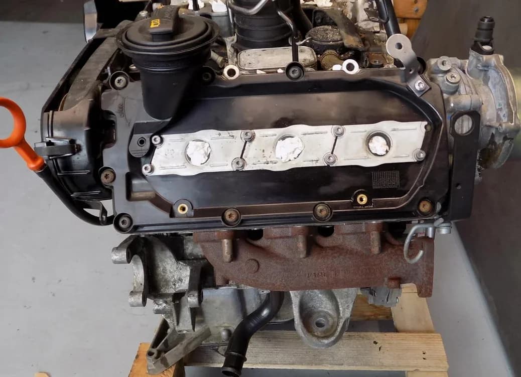 Pièce de réemploi Bloc Moteur Nu Culassé Audi Vw 3 0 Tdi Bks