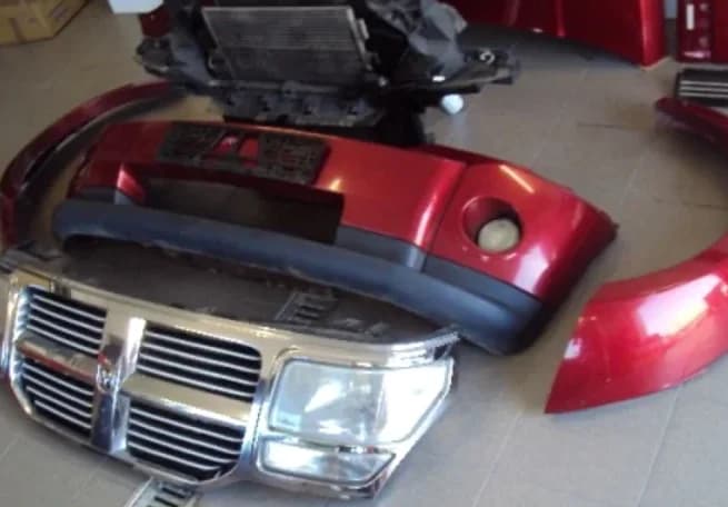 Face Avant ComplèTe Dodge Nitro 2 8 Crd 177 Cv — occasion contrôlée
