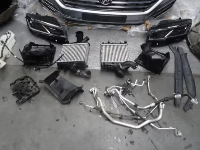 Face avant complete VW Touareg III — photo 1
