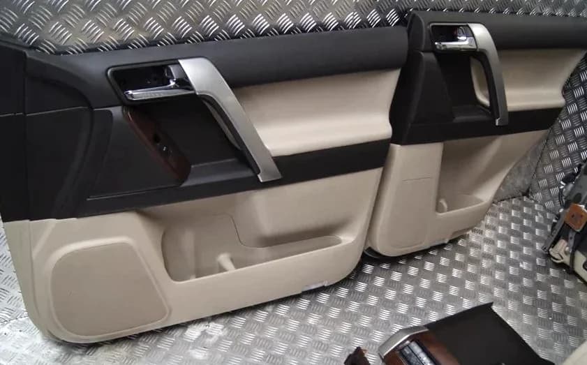 IntéRieur Complet Toyota Land Cruiser 150 — occasion contrôlée