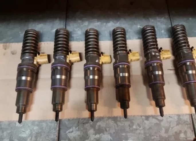 Lot De 6 Injecteurs Volvo Fh13 Renault Magnum Dxi 13