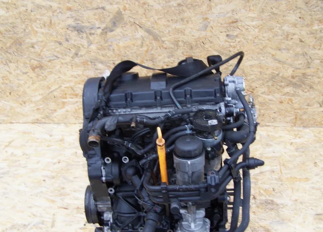 Moteur Complet 1 9 Tdi 115cv Audi A4 Vw Passat Ajm
