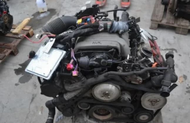 Pièce de réemploi Moteur Complet Audi A4 Avant 8ed B7 3 2 Fsi 255 Cv Quattro Auk