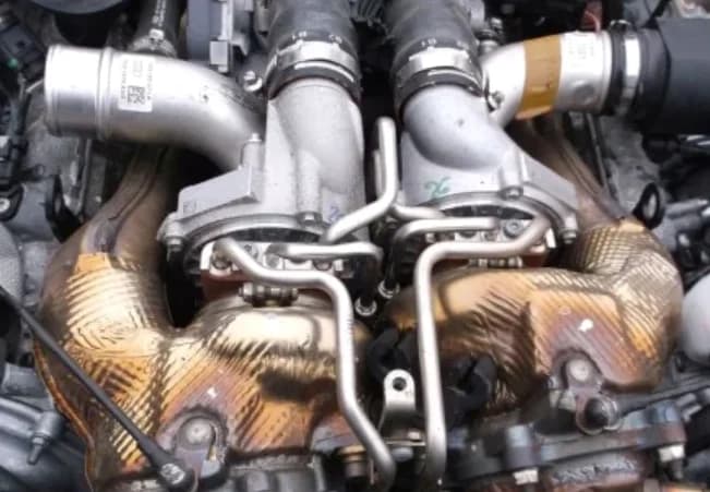 Moteur Complet Audi A8 S8 4 0 Tfsi 520 Cv Ddt — occasion contrôlée