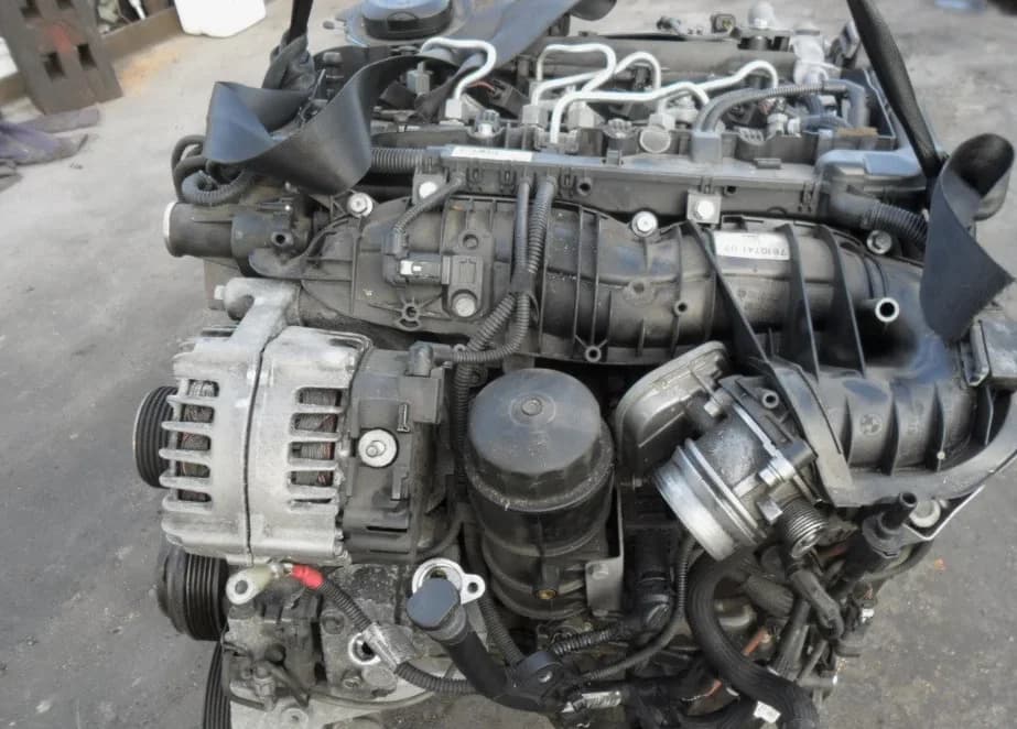 Moteur Complet Bmw E60 E90 2 0d