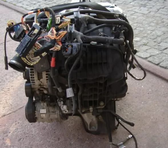 Moteur complet BMW Serie 3 E90 320i 2.0 essence 150 cv — photo 4