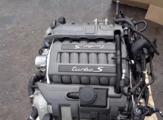 Pièce de réemploi Moteur Complet Porsche Cayenne 4 8 Turbo S