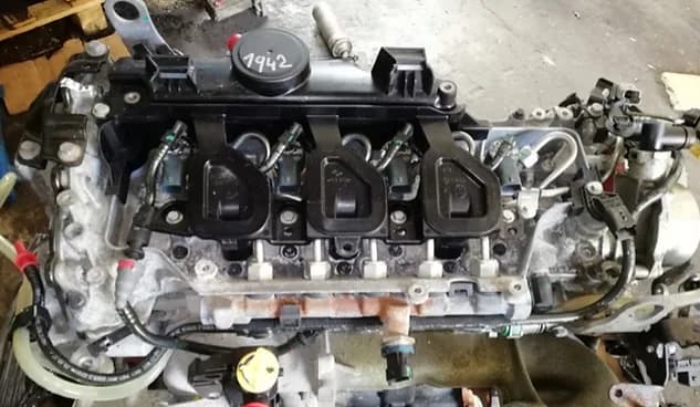 Moteur complet Renault 2.0 dCi 150 cv — photo 4
