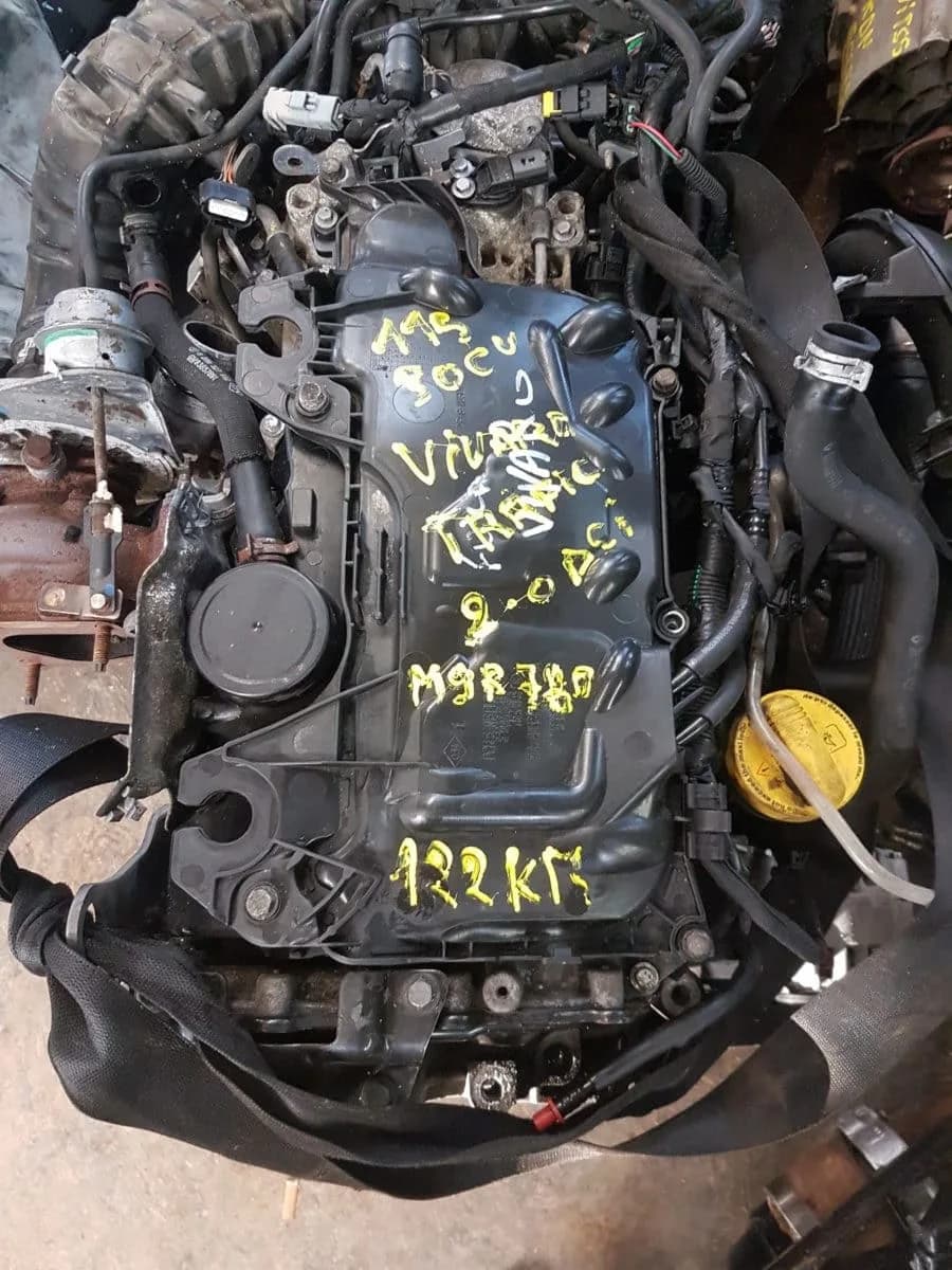 Moteur complet Renault Trafic II 2.0 dCi — photo 1