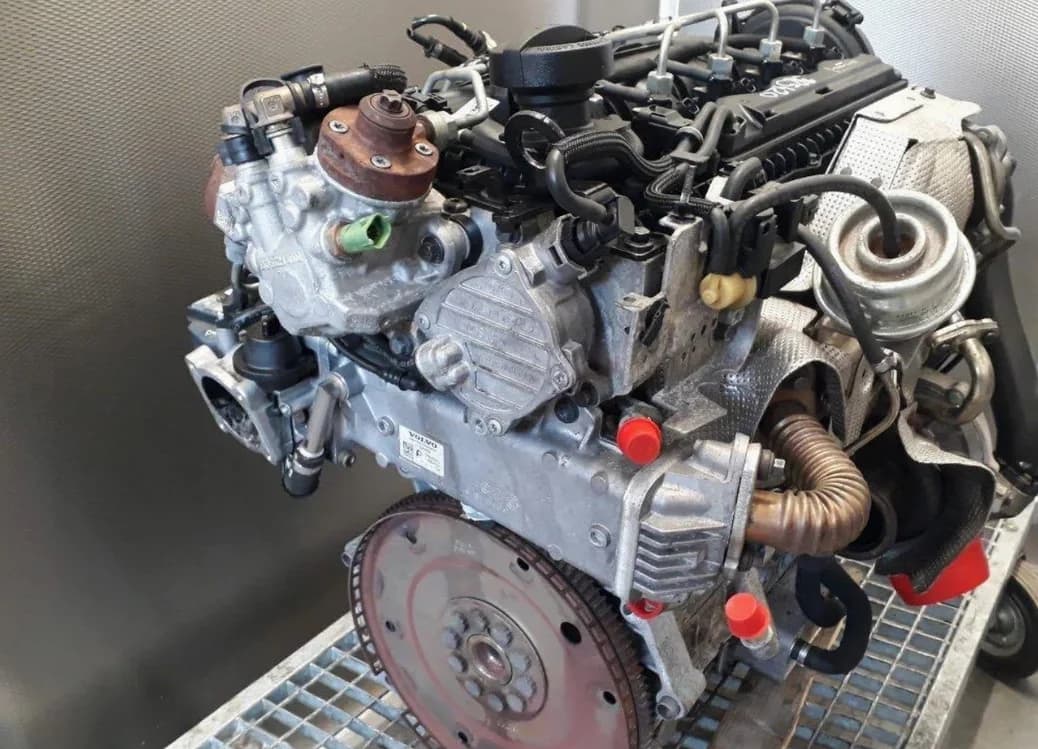 Pièce de réemploi Moteur Complet Volvo 2 4d 215 215cv