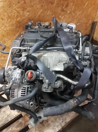 Moteur complet VW Golf V Plus 2.0 TDI 140 cv — photo 3