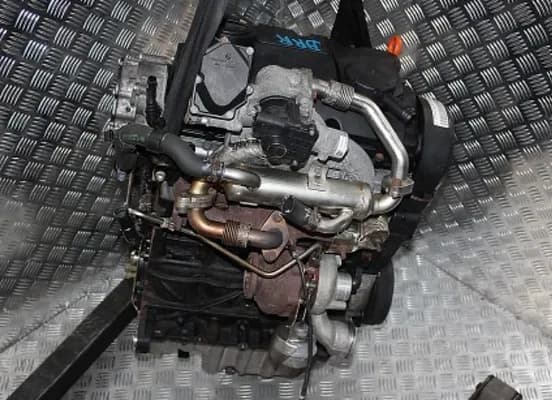 Moteur complet VW Transporter T5 1.9 TDI 85 cv — photo 4