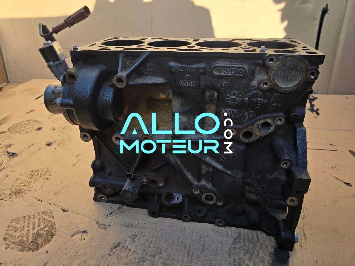 Bloc moteur nu VOLKSWAGEN caddy 2.0 tdi DFS