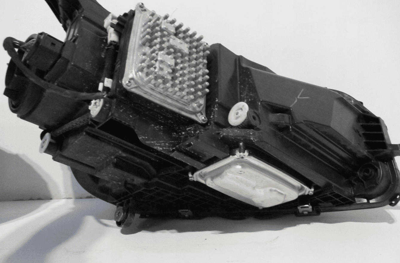 FEUX AVANT MERCEDES GLE MULTIBEAM LED 1679068607