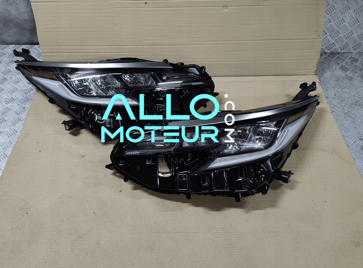 FEUX AVANT TOYOTA SIENNA 2021