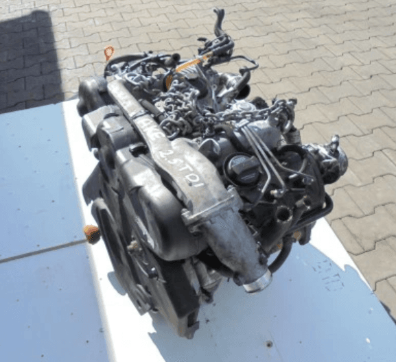 Moteur complet AUDI A4 / A6 2.5 TDi V6 180 cv AKE