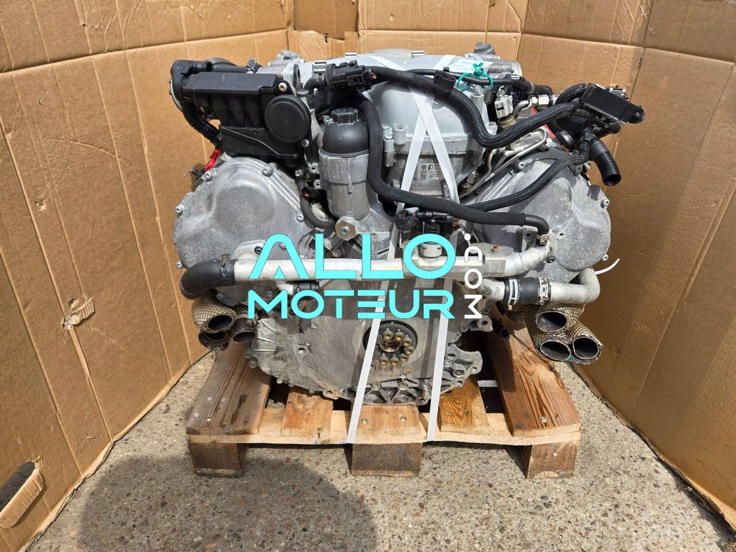 Moteur complet AUDI s6 5.2 v10 fsi BXA