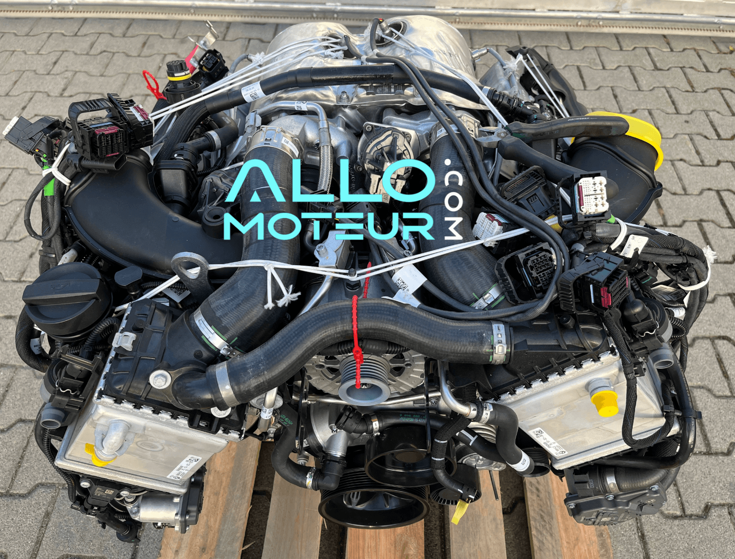 Moteur complet BMW 4.4 530cv N63B44D