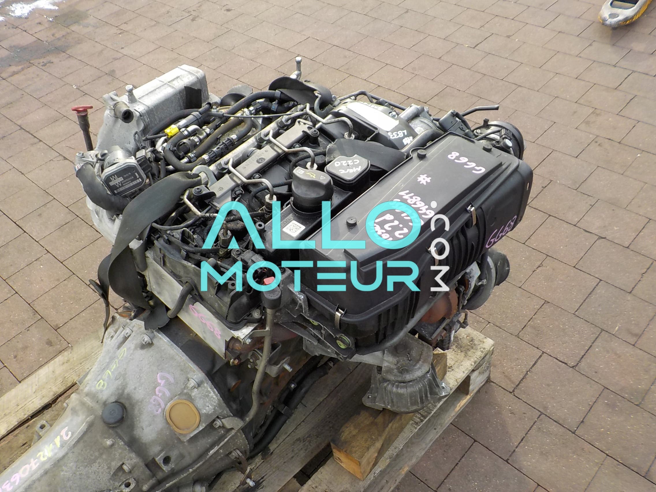 Moteur complet Mercedes W204 Classe C 2.2 CDI 136cv OM646811