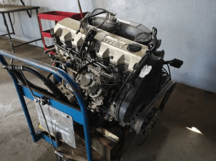Moteur complet Nissan Patrol YR61 2.8 TD6 130 cv