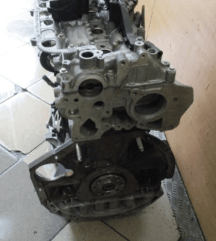 Bloc moteur nu culasse RENAULT NISSAN 2.0 DCi M9R832