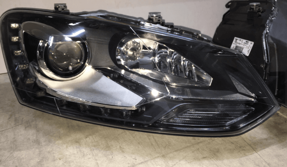 Phares VW Polo 6R R-Line (paire) — photo 1