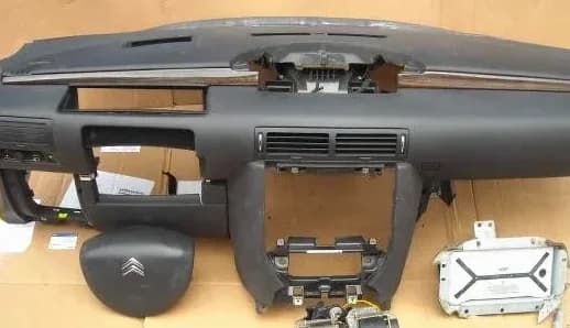 Pièce de réemploi Tableau De Bord Citroen C6
