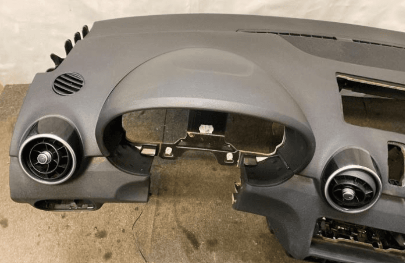 Tableau de bord complet Audi A1 — photo 2