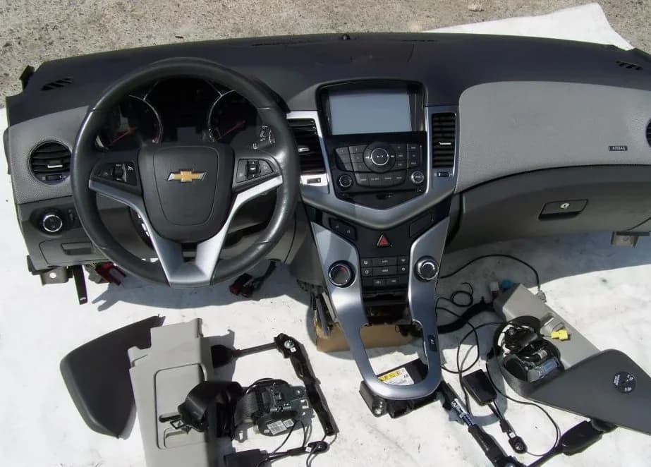 Tableau De Bord Complet Chevrolet Cruze