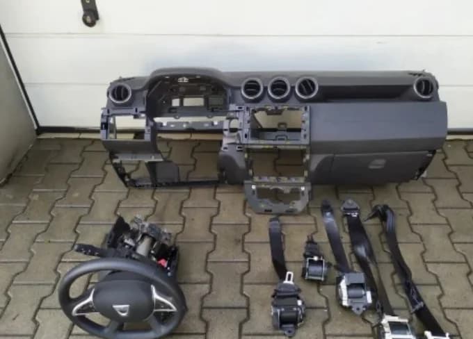 Pièce de réemploi Tableau De Bord Complet Dacia Duster Ii 2018