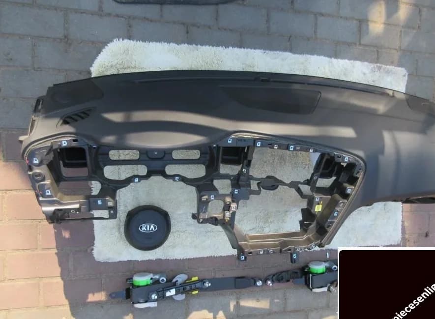 Pièce de réemploi Tableau De Bord Complet Kia Optima
