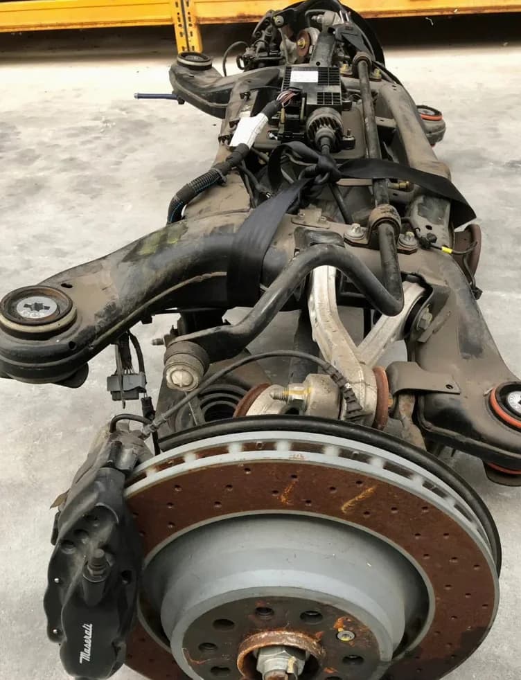 Pièce de réemploi Train Avant Complet Maserati Ghibli