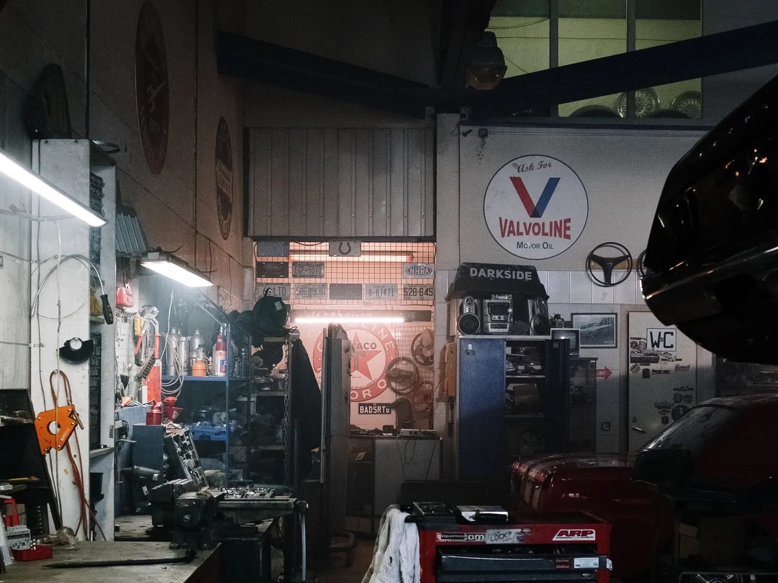 Le stockage des pièces — atelier Old Style Garage