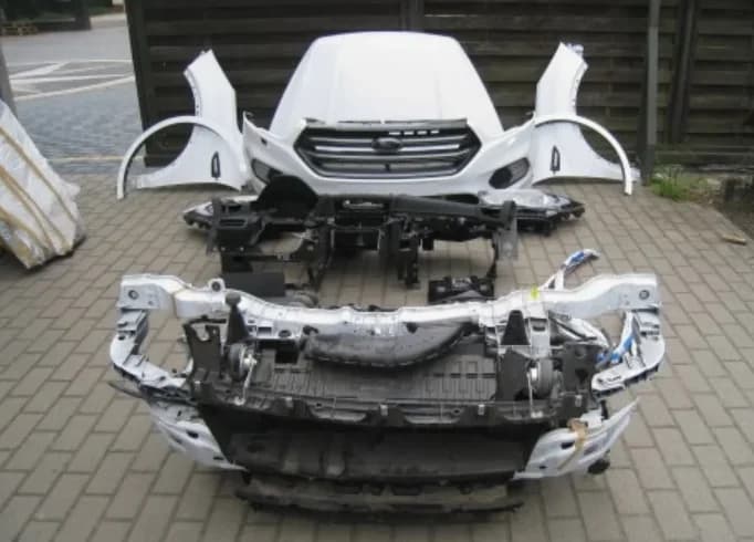Face Avant ComplèTe Ford Kuga 2013