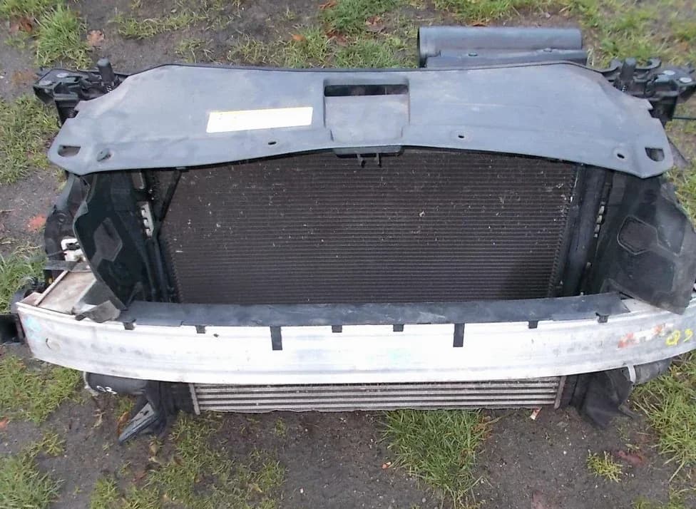 Pièce de réemploi Face Avant Complete Audi Q3 8u0