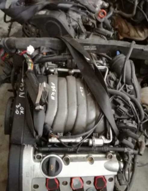 Pièce de réemploi Moteur Complet Audi A4 Avant Quattro 8e5 3 0 I V6 220cv Asn