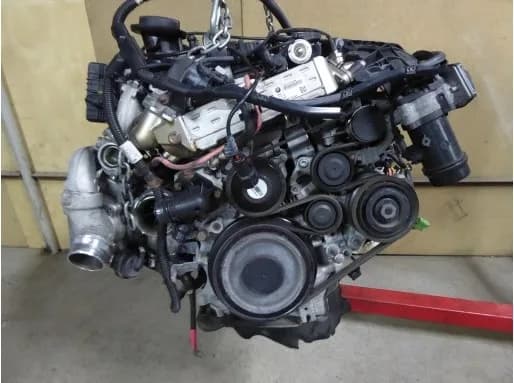 Moteur complet BMW 4.0 Diesel tri-turbo — photo 1