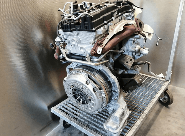 Moteur complet Mitsubishi L200 2.4 DI-D — photo 1