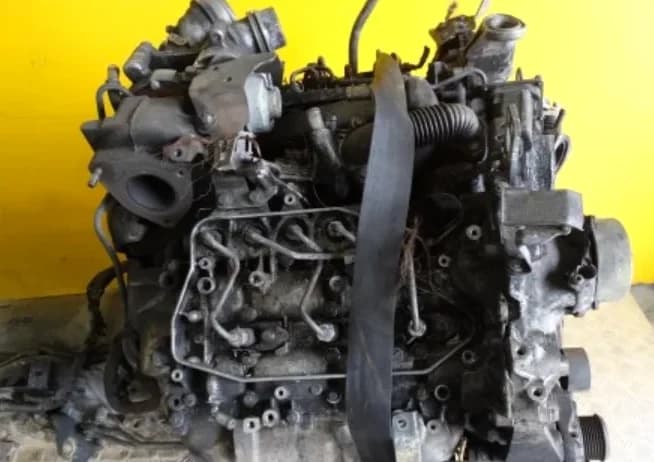 Moteur Complet Nissan Navarra Pathfinder 3 0 Dci V9x D40 — occasion contrôlée
