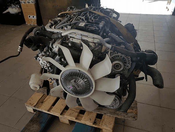 Moteur complet Renault Maxity / Nissan Cabstar 3.0 dCi — photo 3