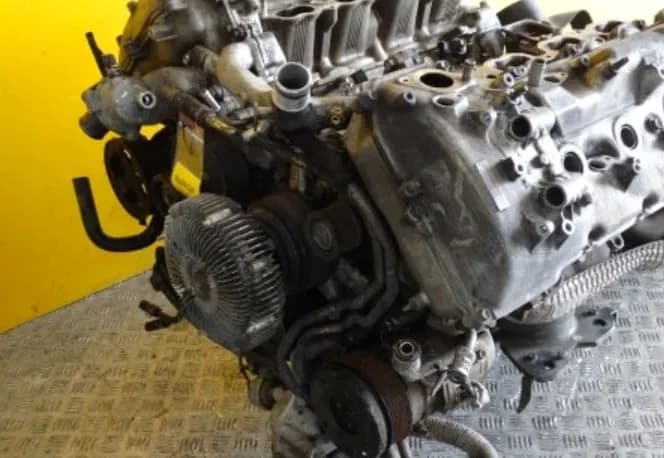 Moteur Complet Toyota Tundra Land Cruiser 200 5 7 3urv8 — occasion contrôlée