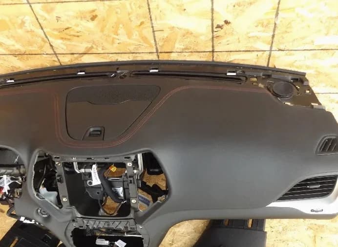 Pièce de réemploi Tableau De Bord Complet Jeep Cherokee