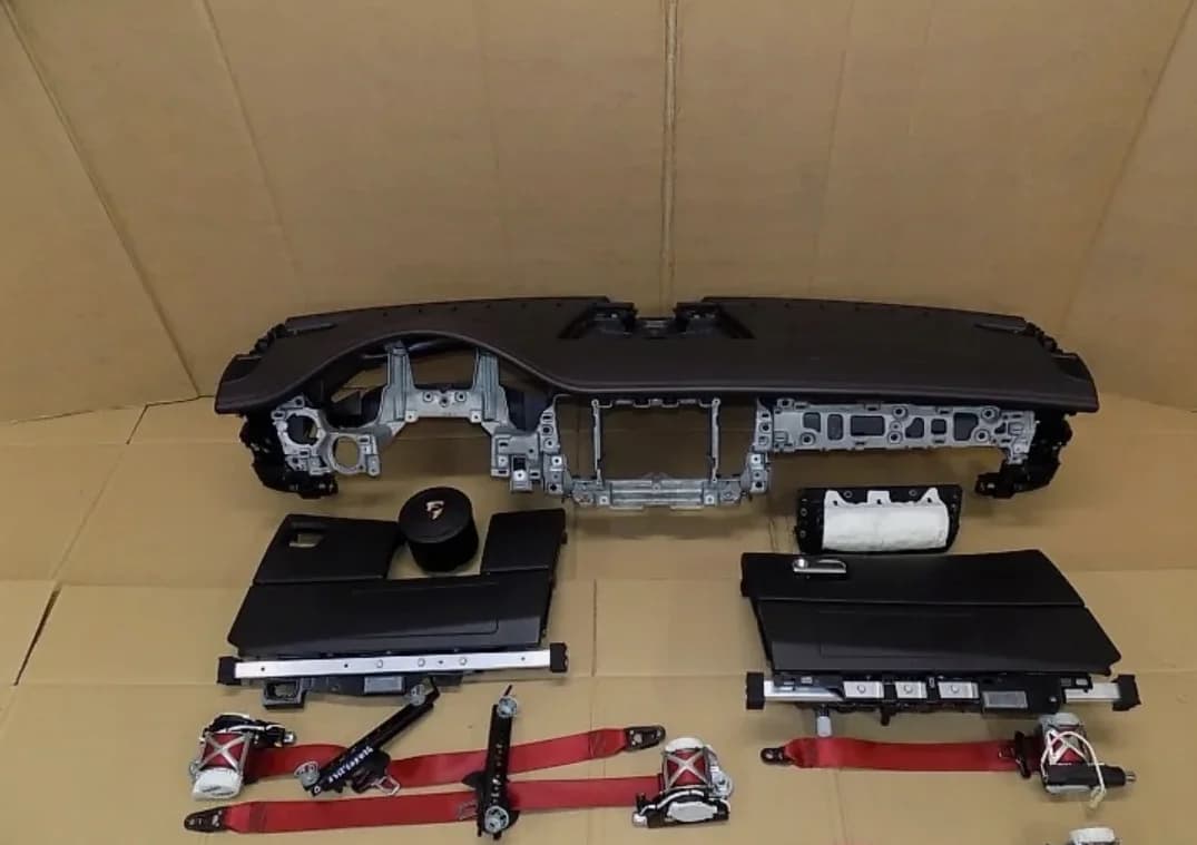 Tableau De Bord Complet Porsche Panamera 1