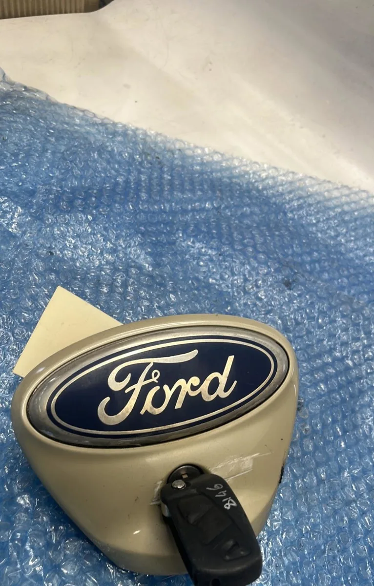 Actionneur serrure hayon Ford KA (RU8) 1.2 (2008-2016) 3 portes occasion