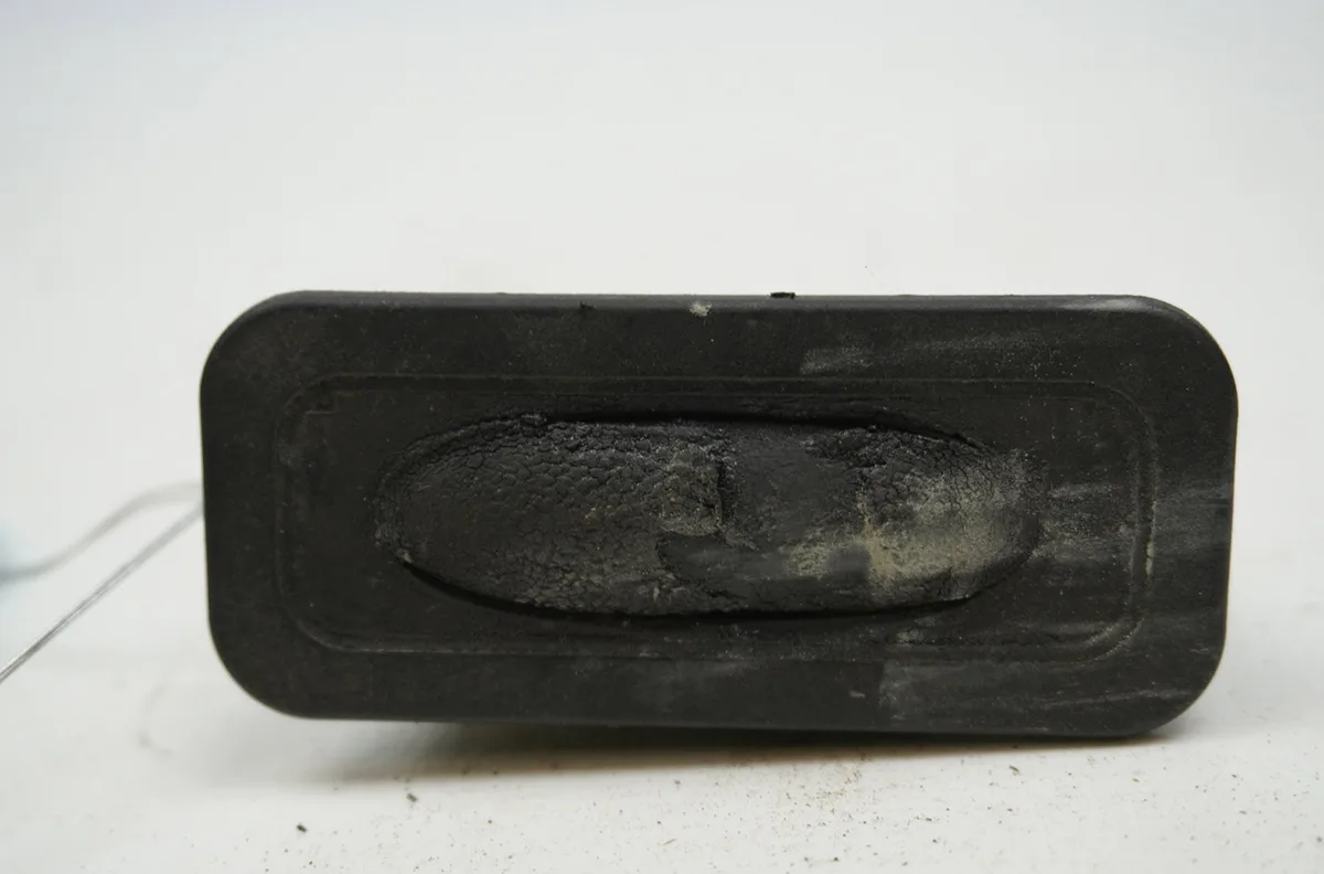 Actionneur serrure hayon Renault MEGANE III 3-5 portes (BZ0-1_, B3_) 1.5 dci (bz09, bz0d, bz1w, bz29, bz14) (2009) 5 por