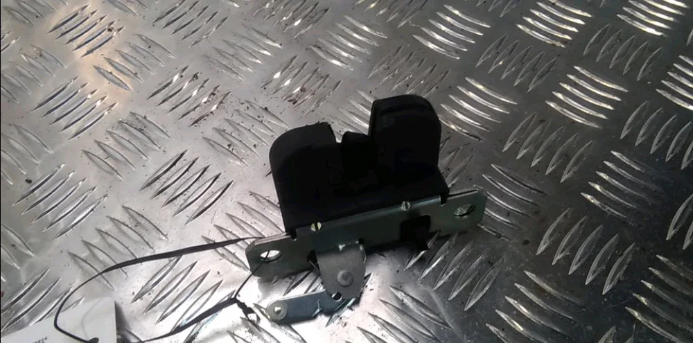 Actionneur serrure hayon Seat IBIZA III (6L1) 1.9 tdi (2002-2009) 5 portes occasion