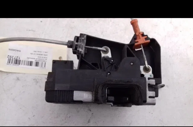Actionneur serrure porte avg Opel MERIVA A Monospace (X03) 1.6 16v (e75) (2003-2006) occasion